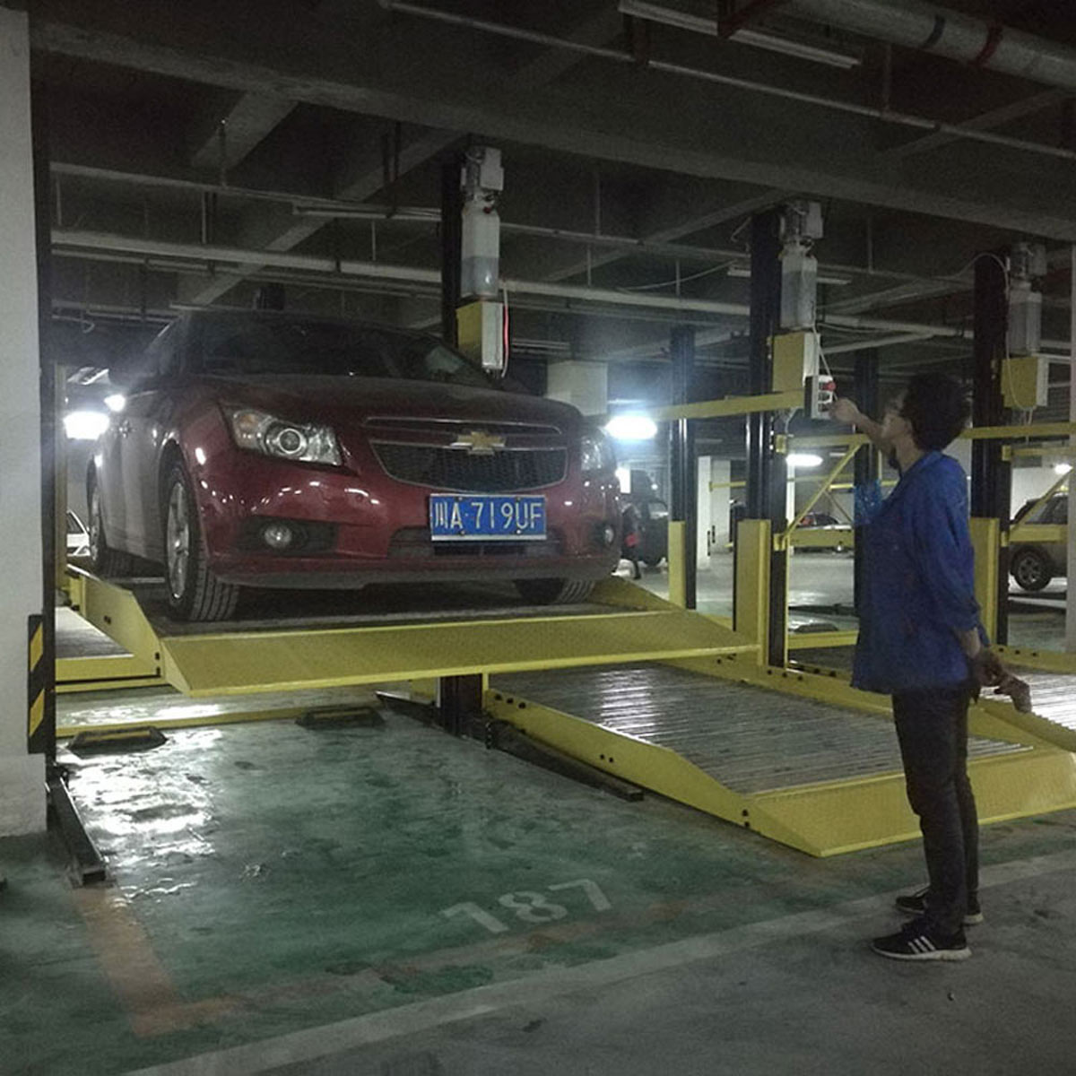 雙層立體停車場(chǎng)二手